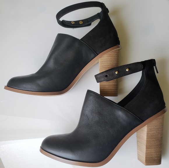 Aldo Shoes - Aldo Leather Chunky Strappy Heels
